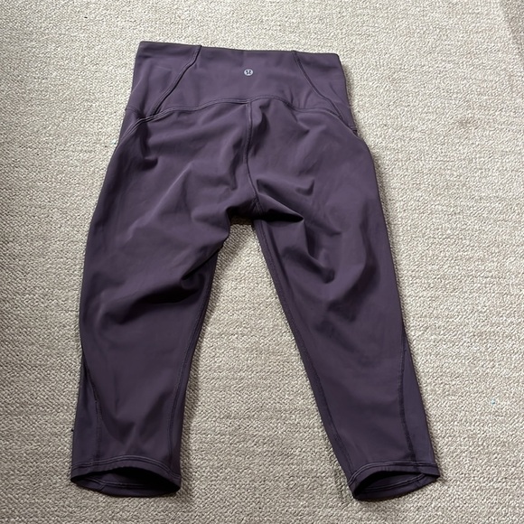 Lululemon capri leggings - Picture 3 of 3